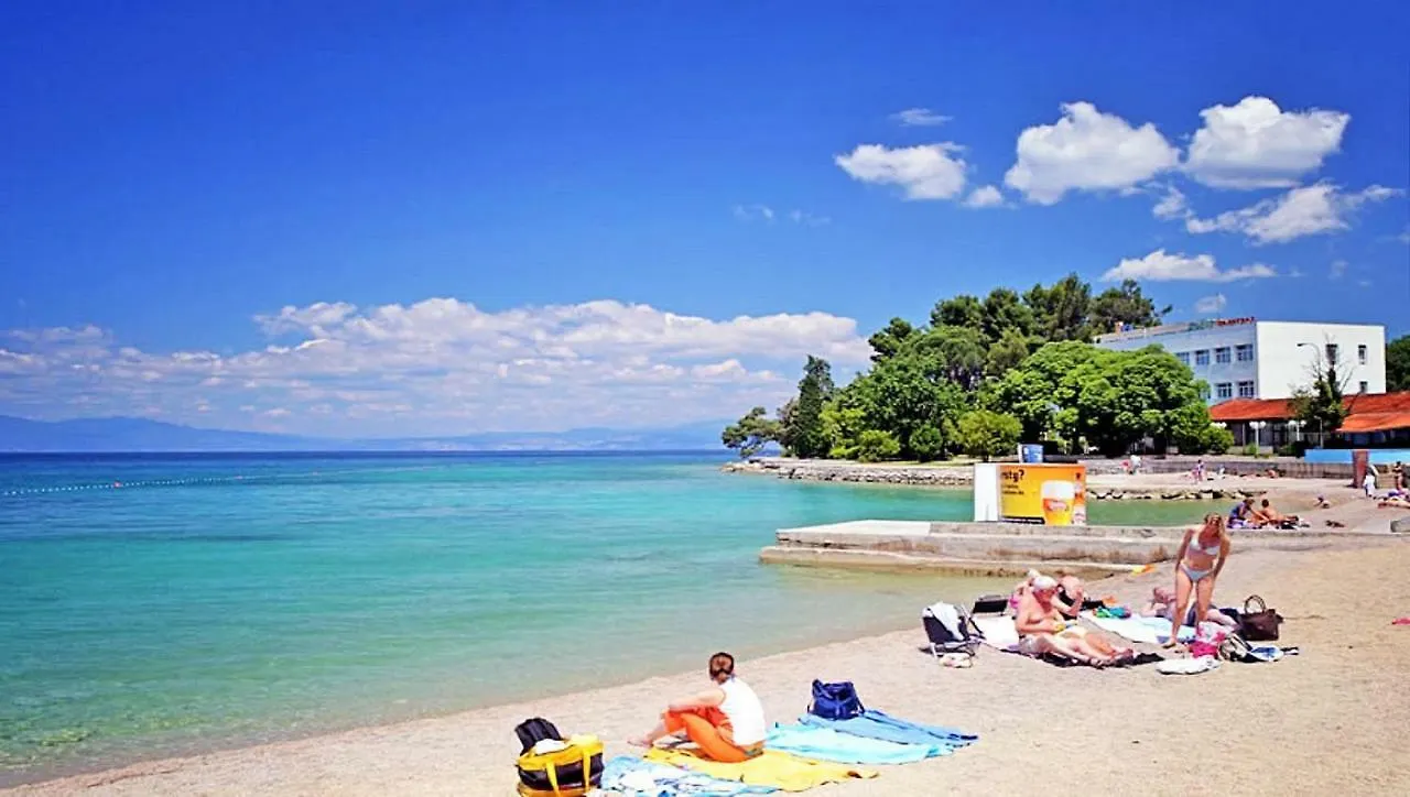 Guest house Blue Sky Residence Malinska Croatia