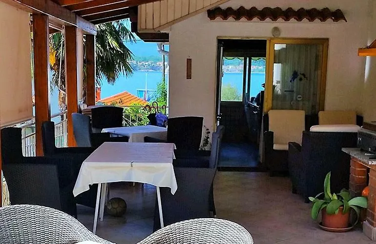 Blue Sky Residence Malinska 0*,  Croatia